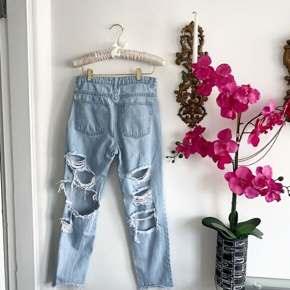 DOLLS KILL BOYFRIEND JEANS - Picture 2 of 11